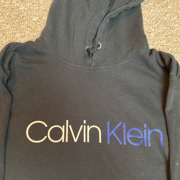 Calvin Klein sweater - Picture 1 of 2